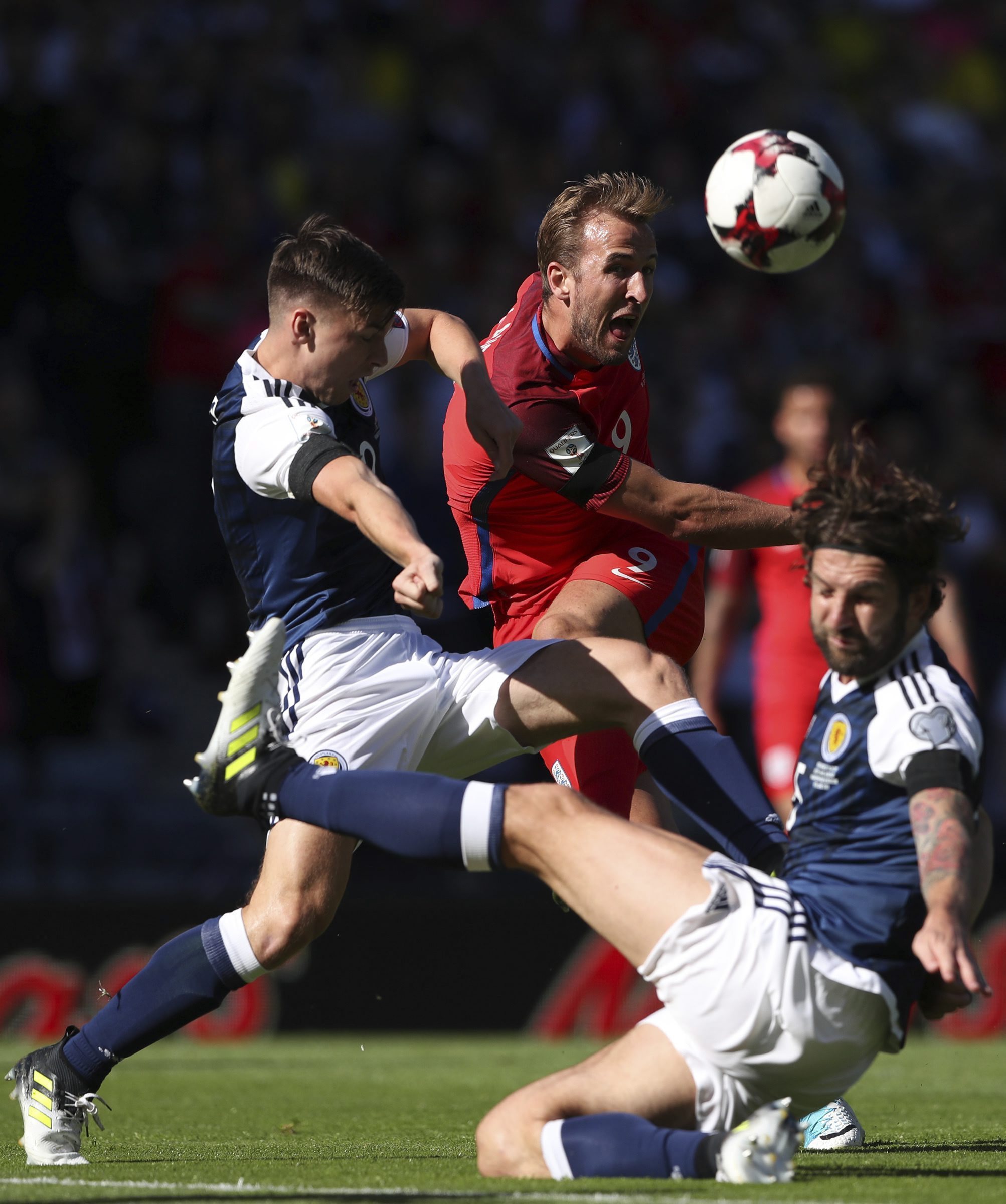 ಇಂಗ್ಲೆಂಡನ್ನು ಸೋಲಿನ ದವಡೆಯಿಂದ ಪಾರು ಮಾಡಿದ ಹ್ಯಾರಿ ಕೇನ್